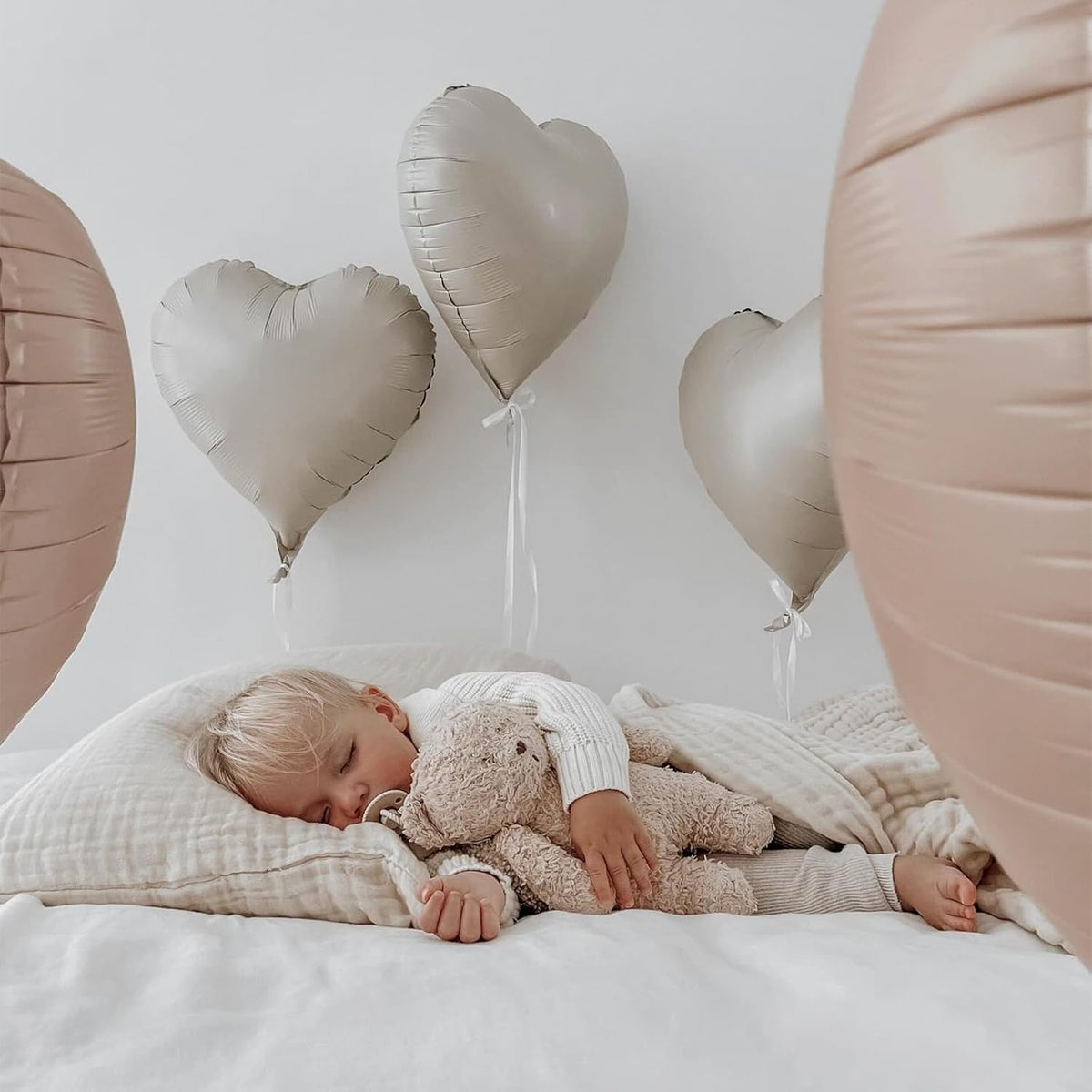 Cream White Heart Balloons,12Pcs Sand White Heart Shaped Foil Balloons,18Inch Beige Helium Polyester Film Balloon for Baby Shower Birthday Anniversary Wedding Party Decorations